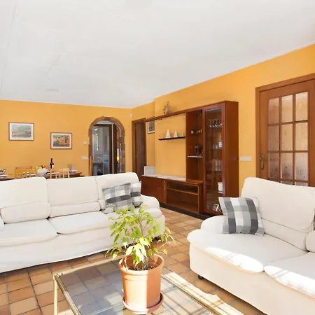 Sleeps 8 Blanes
